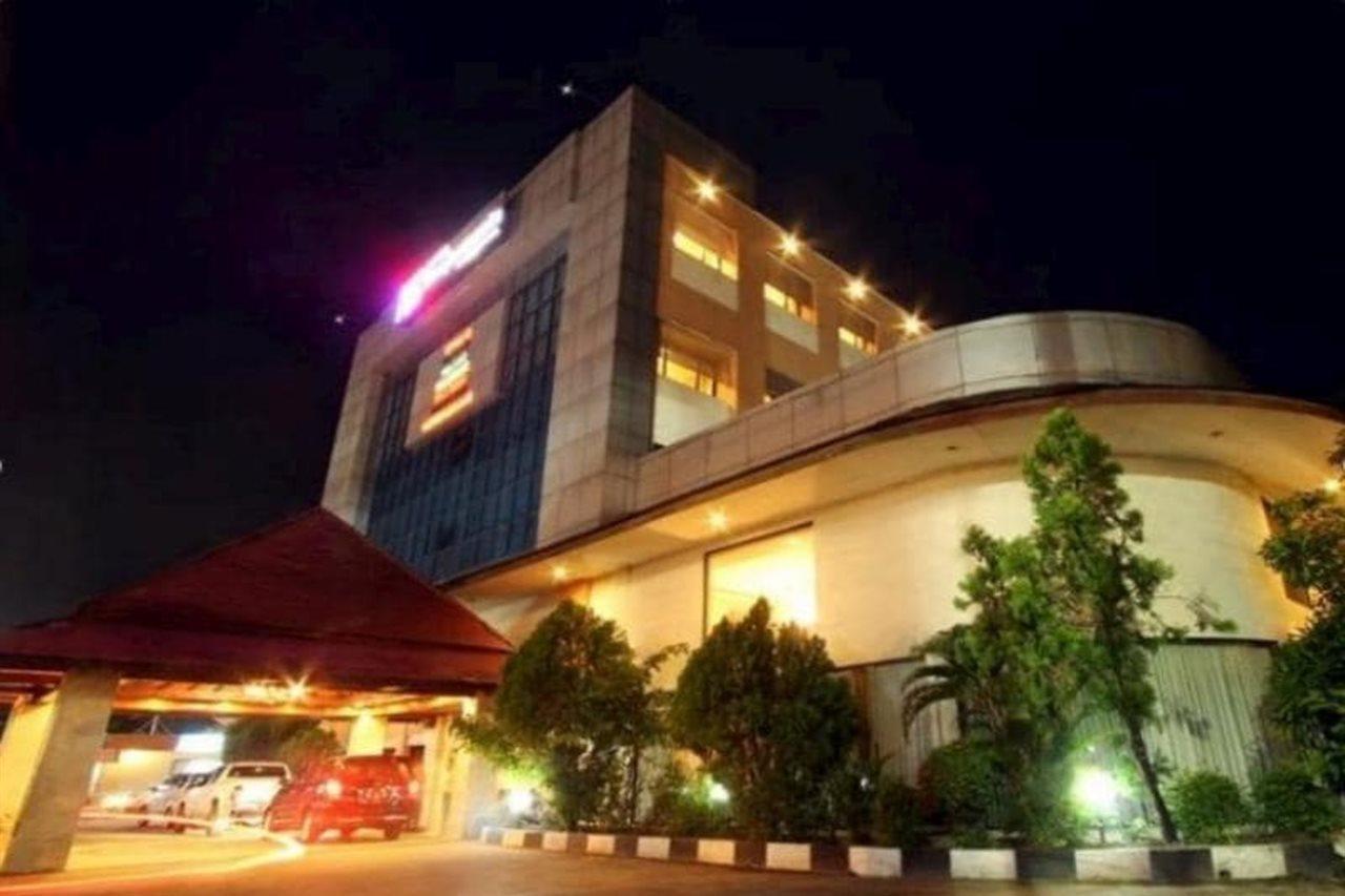 Hotel Banjarmasin Internasional Exteriér fotografie